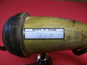 Screw Tip Powder Horn