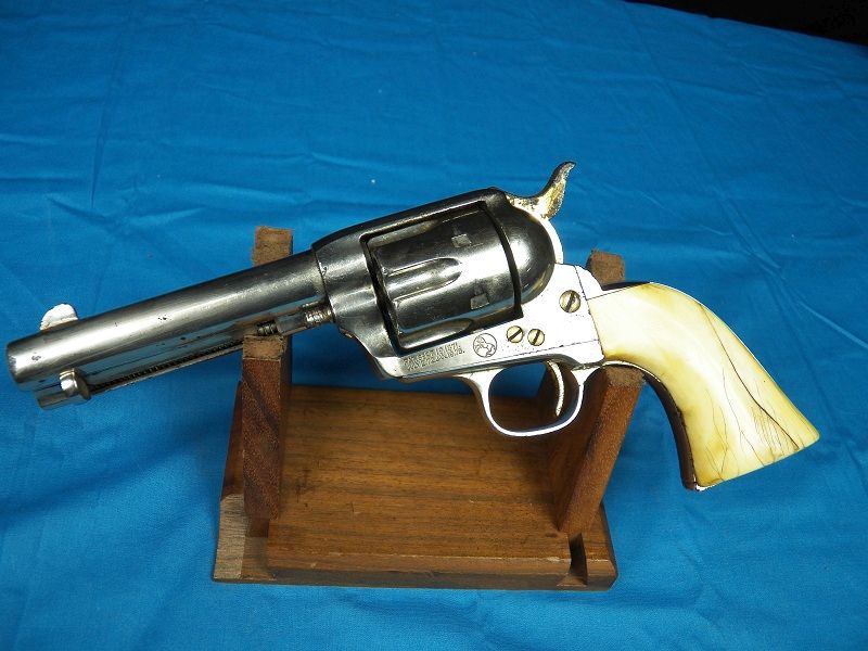 73 Colt S/A-Cowboy Gun